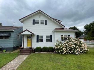 445 3rd Ave, Worthington, KY 41183