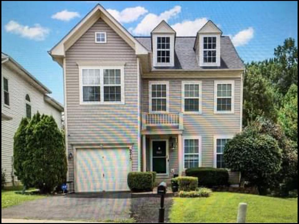 1st image of 9215 Greenshire Dr