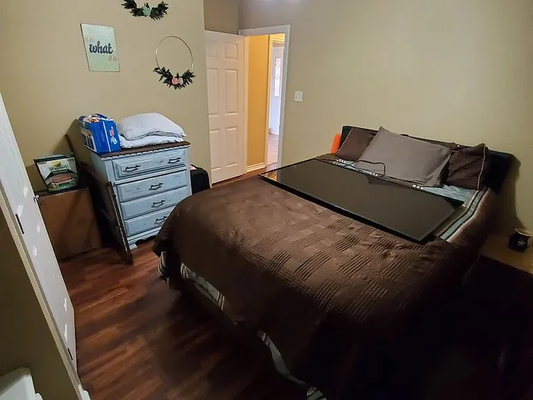 215 Landsburg Ct — Photo 15