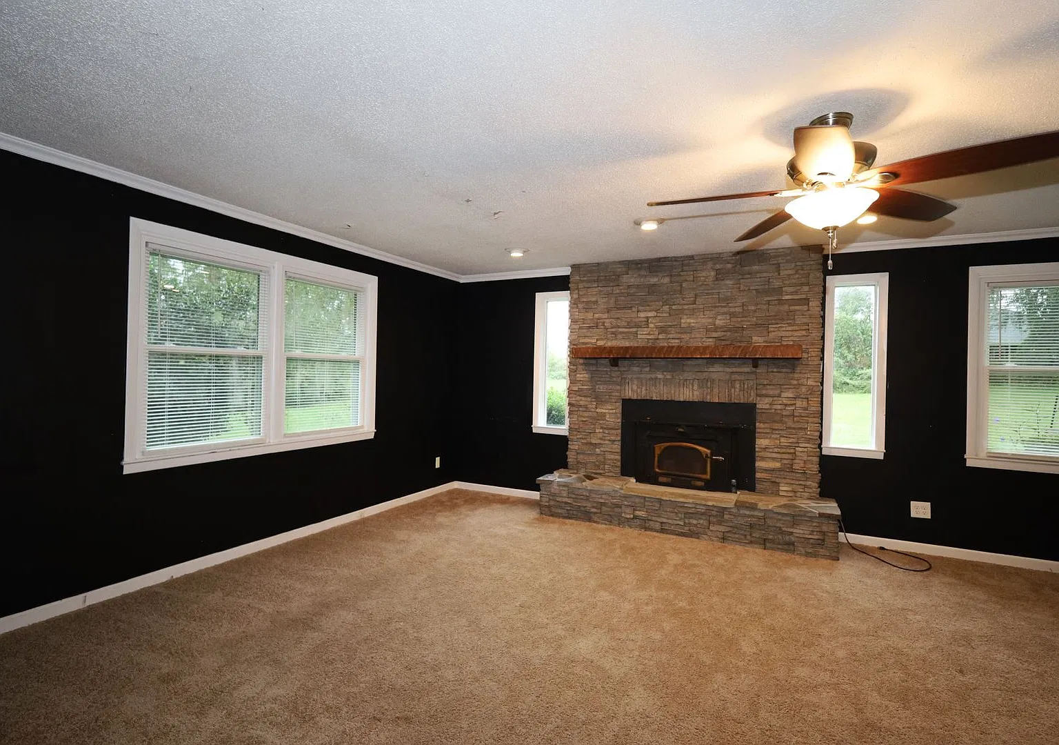 4748 Michelle Street — Photo 3
