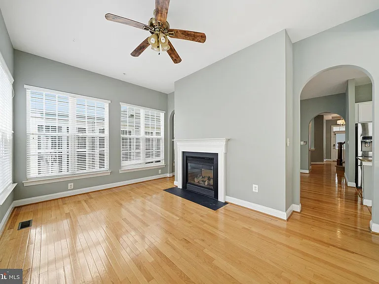 13131 Clarksburg Square Rd — Photo 19