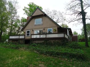 3441 Hammond Ln, Centralia, IL 62801