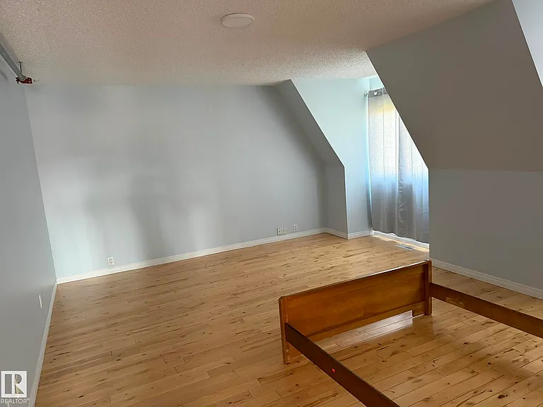 18929 99a Ave NW — Photo 14
