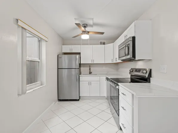 932 Flanders T, Delray Beach, FL 33484