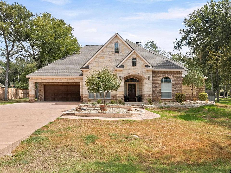 1st image of 709 Benbrook Ct