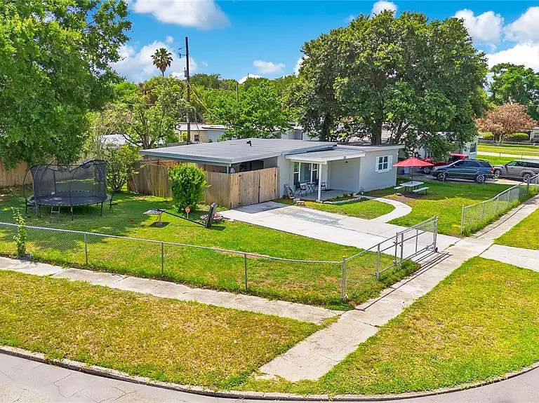 1301 Lawne Blvd — Photo 11
