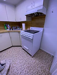 Rented by Green Line Realty