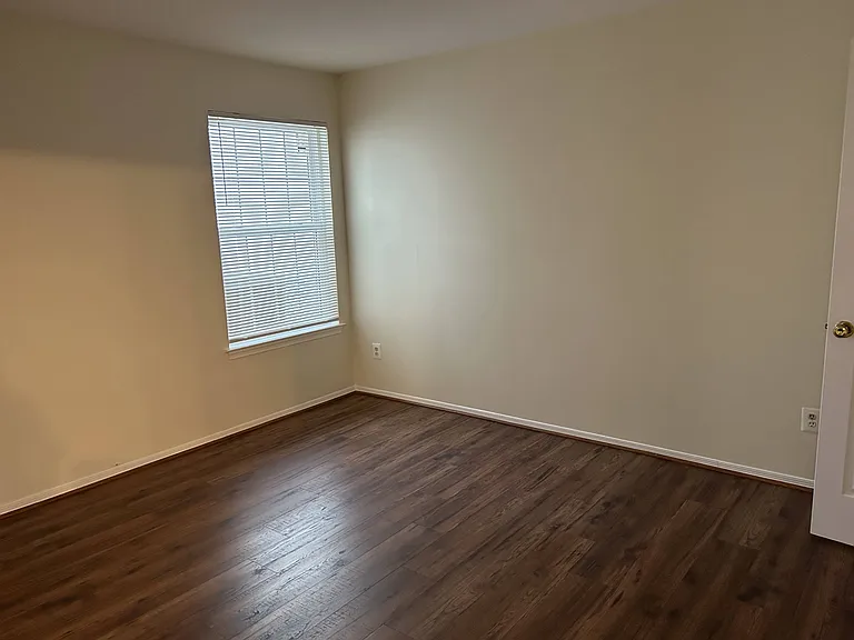 4418 Lord Loudoun Ct #132 — Photo 17