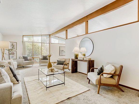 5th image of 12340 NE Hassalo St