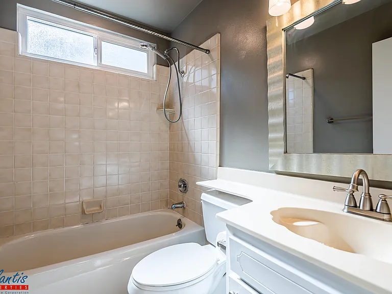 3084 Balgray Ct — Photo 11