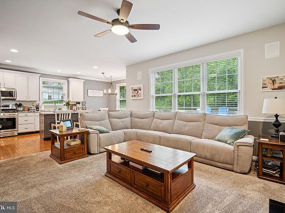 3rd image of 1009 Chiswell Dr