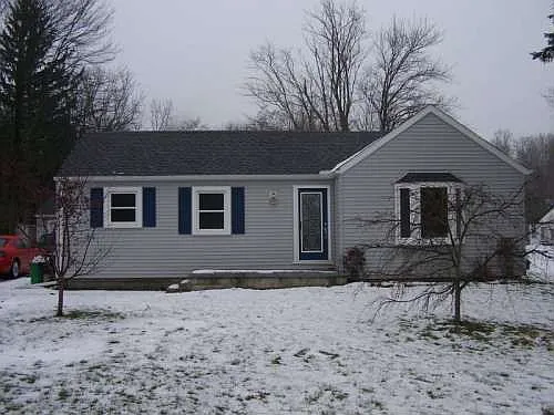 4786 King Rd photo 1