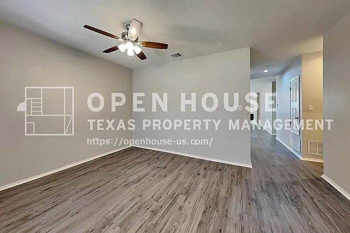 3 bed, 2.0 bath, 2035 sqft, $2,375 — Photo 4