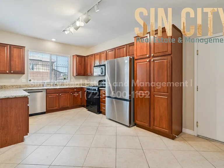 265 Wilted Jasmine Ct — Photo 16