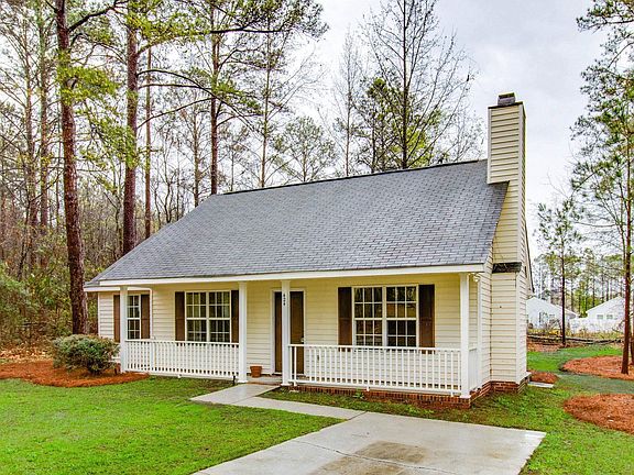 2nd image of 424 Rockhaven Dr