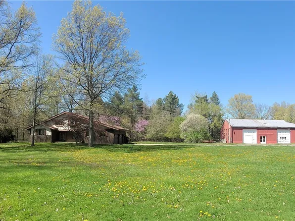 3072 Jaycox Rd, Avon, OH 44011