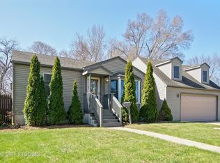 545 E Palatine Rd, Palatine, IL 60074