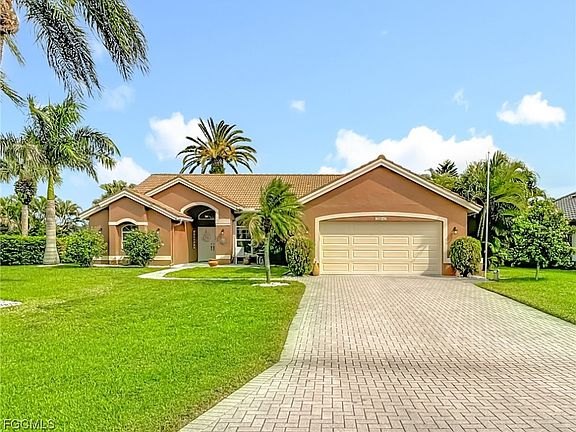 5th image of 28840 Regis Ct