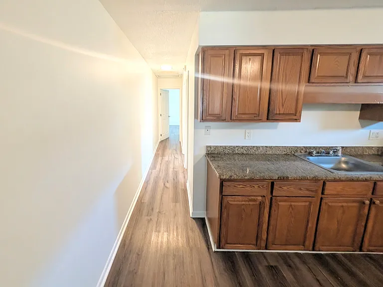 1132 Gilmore Ave #1132 — Photo 6