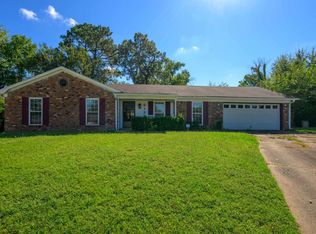 6139 Fox Ridge Dr, Memphis, TN 38115