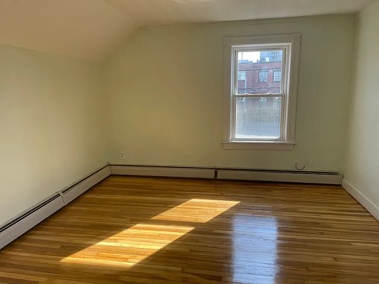 524 Central Ave — Photo 7