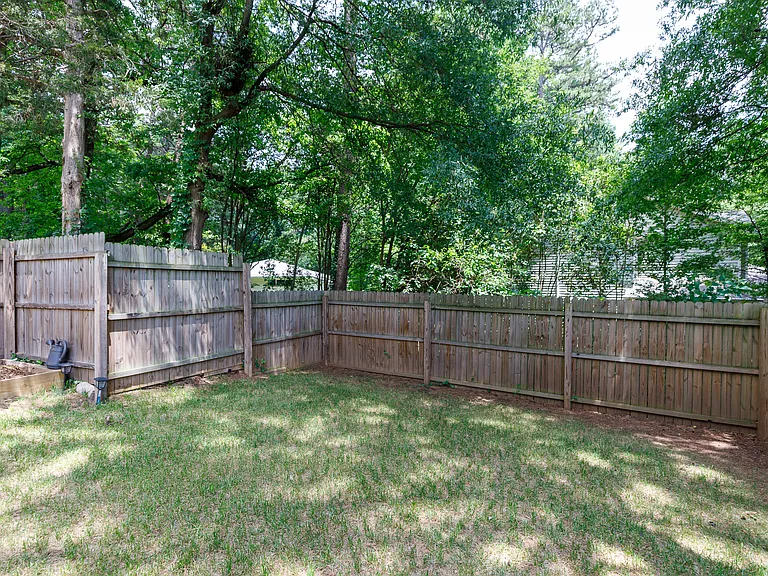 3104 Erskine Dr — Photo 27