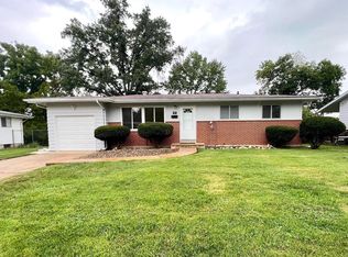185 Francisca Dr, Florissant, MO 63031