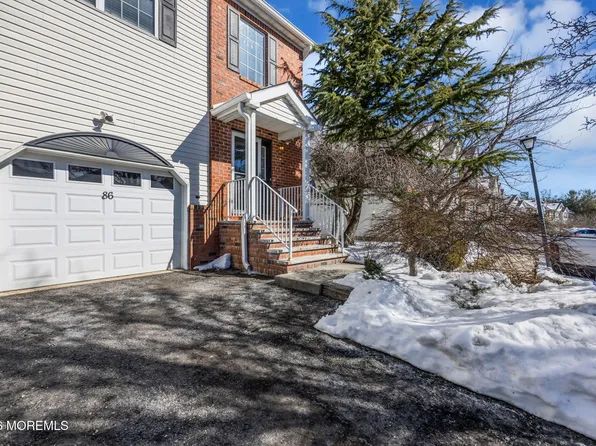 86 Heron Ct, Manalapan, NJ 07726