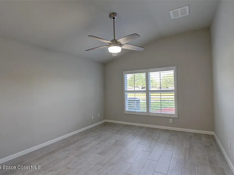 4188 Trovita Cir W — Photo 17