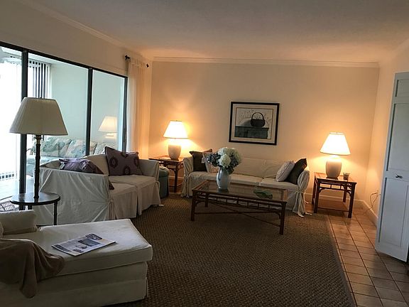 4th image of 5501 Highway A1a #501