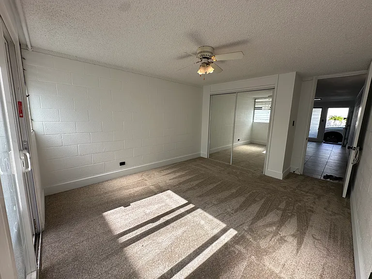 2501 Coyne St — Photo 7
