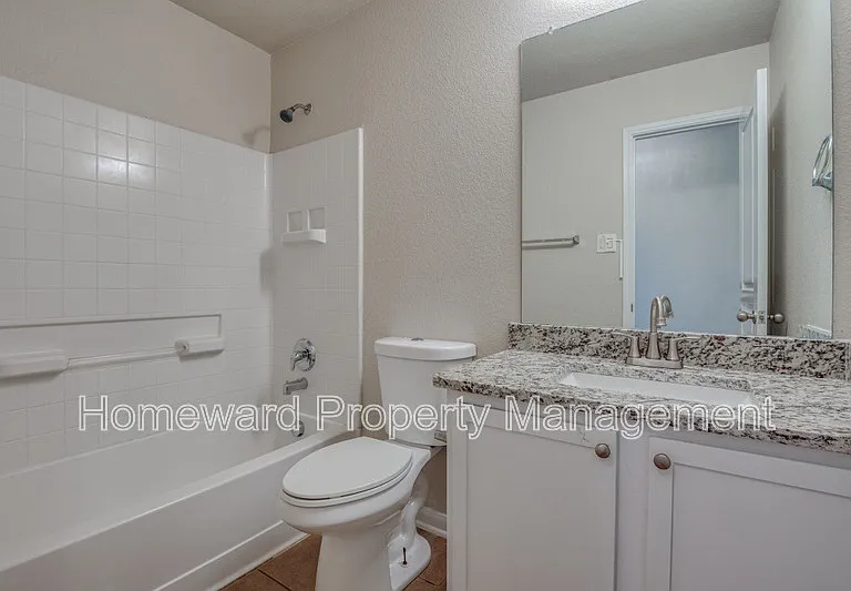11728 Netleaf Ln — Photo 10
