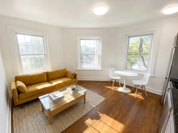 831 Whalley Ave, New Haven, CT