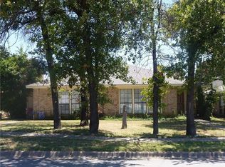 509 Crowley Rd, Arlington, TX 76012