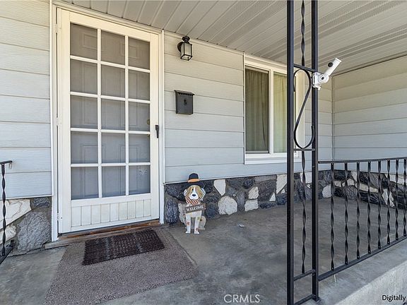 4th image of 1860 Carol Ave