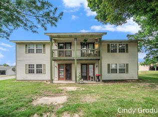 360 Oxford Ct, Holland, MI 49423