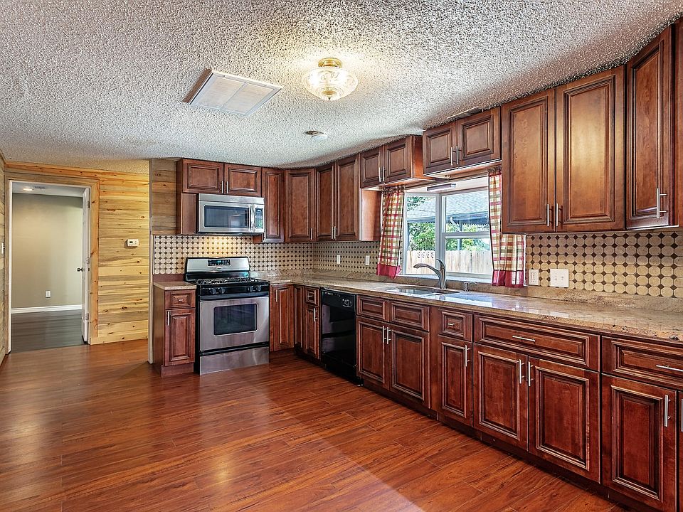 1st image of 3961 W Kentucky Ave Unit 2