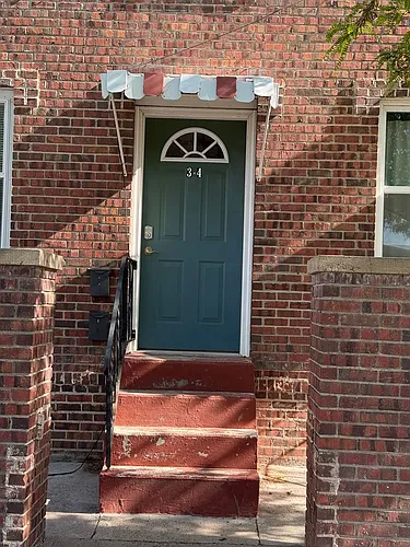 101 E 19th St Photo 1
