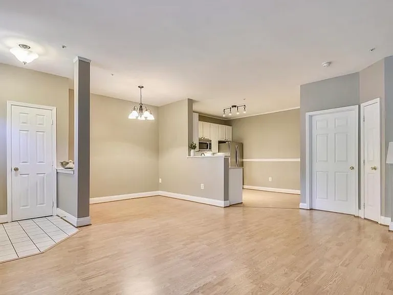 8605 Capistrano Way — Photo 29