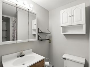 1103 Rosengarten Dr, Greenwood, IN 46142