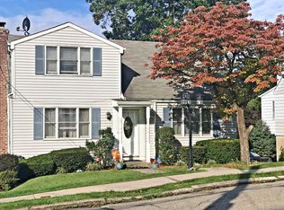 17 Beverly Rd, Yonkers, NY 10710