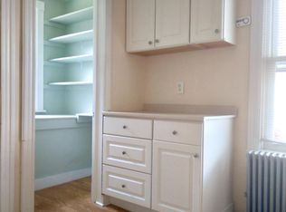 63 E Somerset St #1, Raritan, NJ 08869