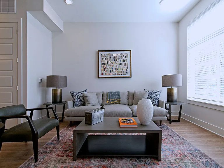 The Rise Apartments — Photo 7