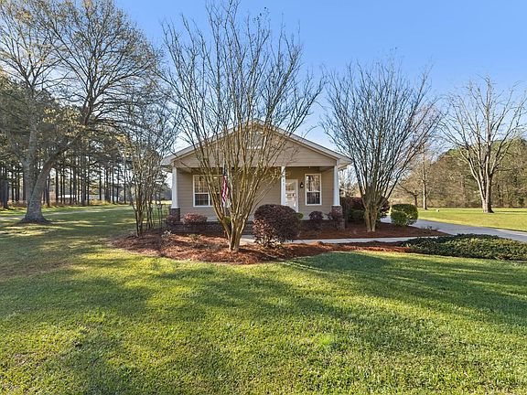 2nd image of 921 Luther Carter Rd