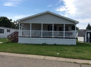 50 Hunters Rill, Lapeer, MI 48446