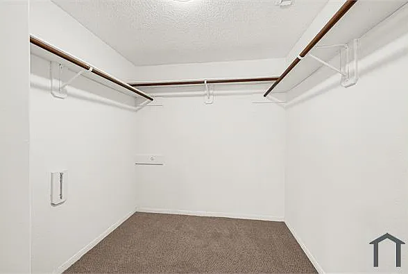 3906 Greenwood Dr — Photo 25
