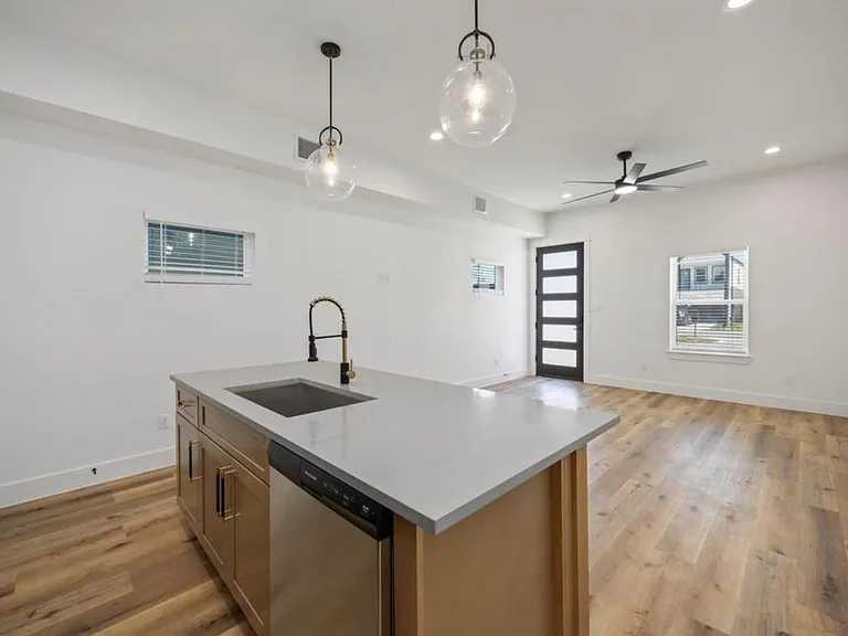 8011 Cora St #A — Photo 4