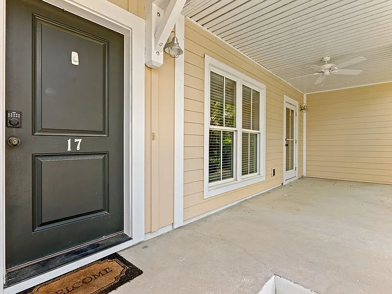138 Lumbee Cir #17 — Photo 3