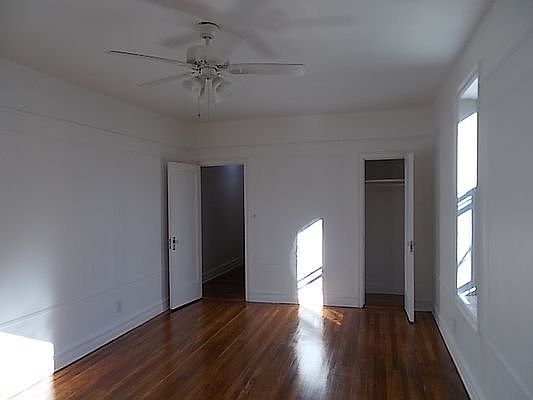 2nd image of 540 Saint Johns Pl APT 4B