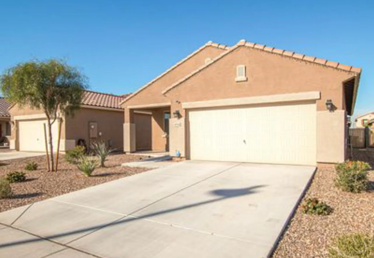 3 bed, 1578 sqft, $2,000 — Photo 3